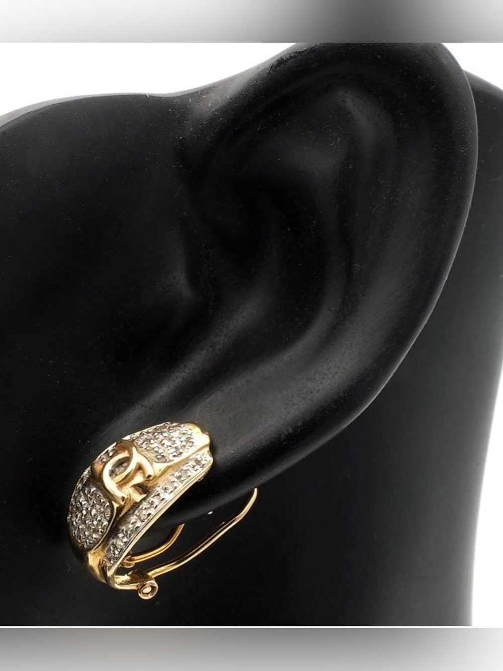 Vintage Earrings. 14 Karat White & Yellow Gold 18mm X 11mm - Picture 2 of 6